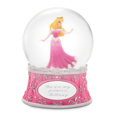disney showcase collection snow globe
